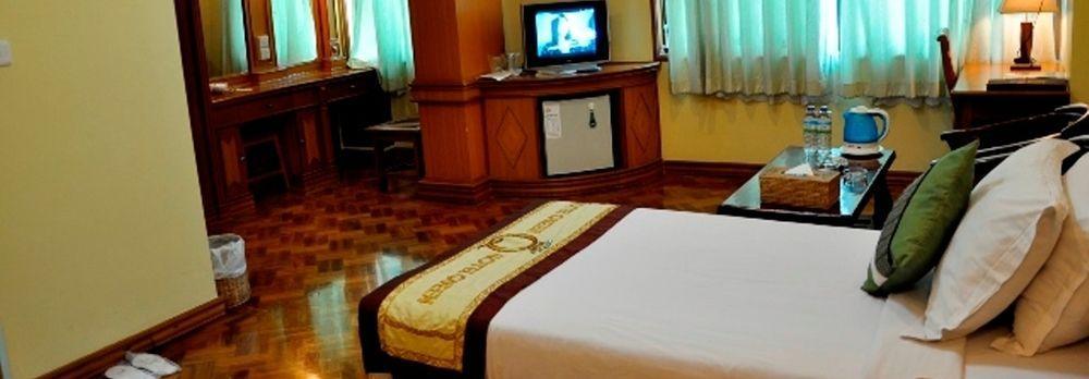 Hotel Queen Mandalay Extérieur photo