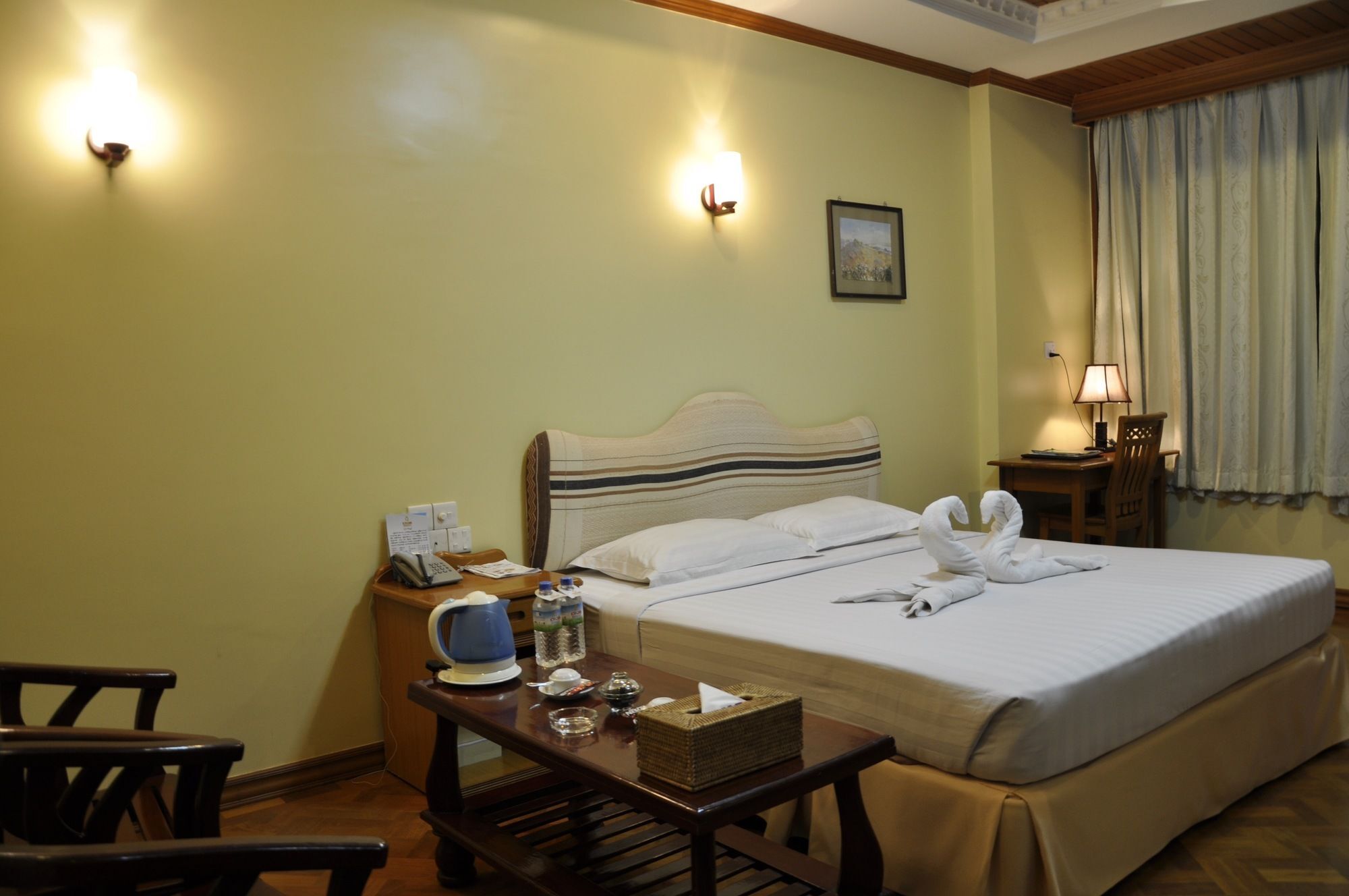 Hotel Queen Mandalay Extérieur photo