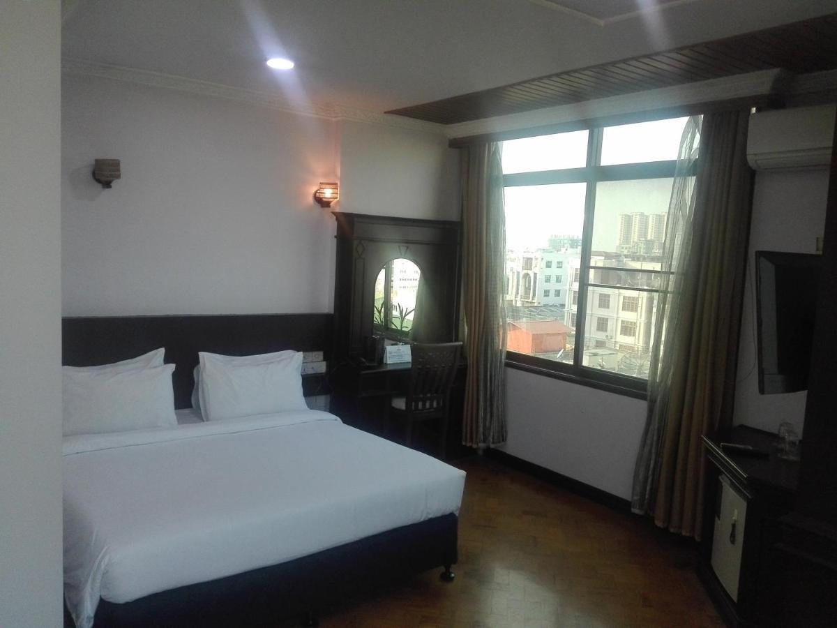 Hotel Queen Mandalay Chambre photo